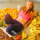 Illustration for article titled This Chick Eats 51 Bananas a Day to Stay Thin